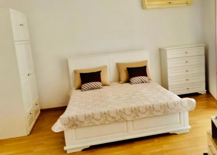 Aпартаменти мини в бей вю מלון דירות 4*