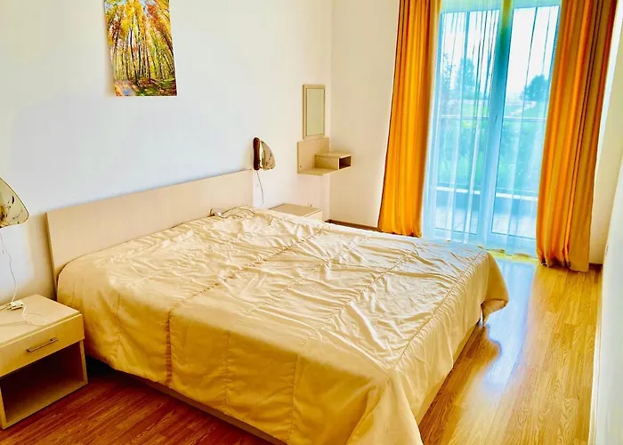 Aпартаменти мини в бей вю 4* צרבו