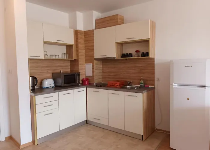 Aпартаменти мини в бей вю 4*