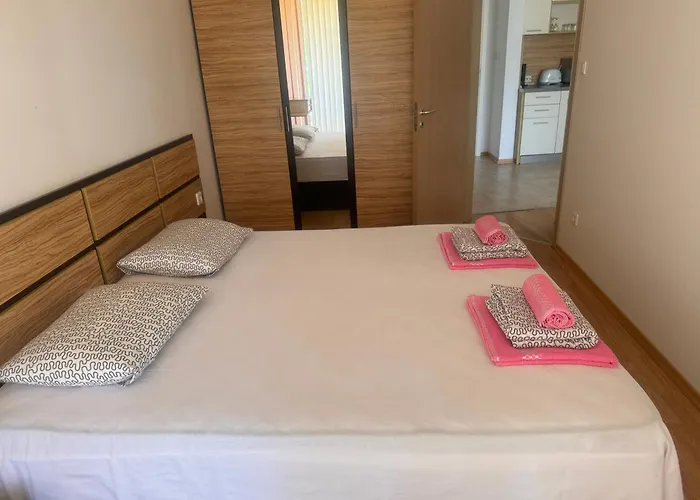 Aпартаменти мини в бей вю Aparthotel Tsarevo