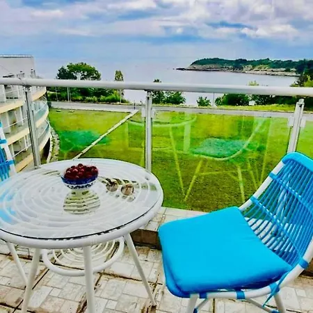 Aпартаменти мини в бей вю Lejlighedshotel Tsarevo